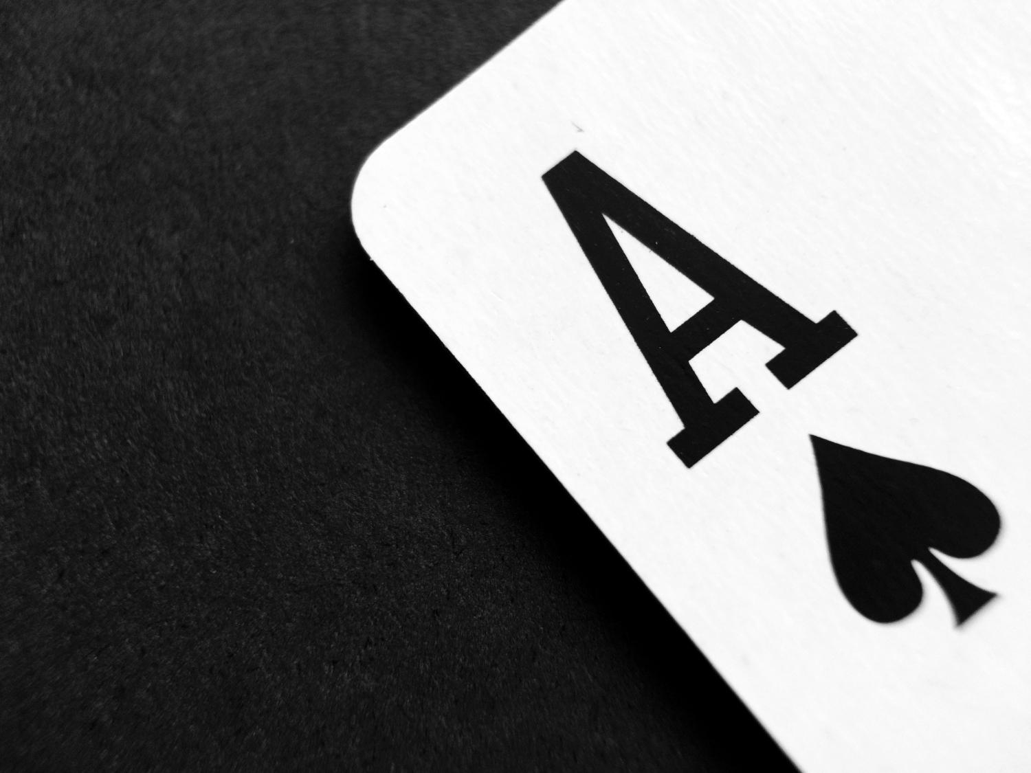 What are the top 10 advancements in data analysis for improving casino operations?